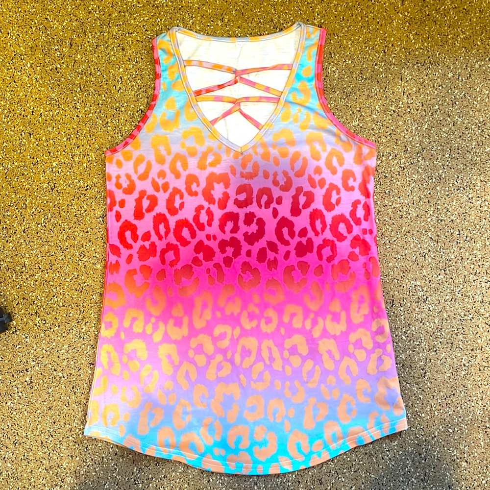 NWOT Leopard ombré tank